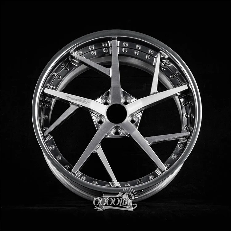 2 részes kovácsolt kerekek Lexus LS-hez